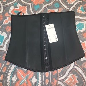 New Yianna Waist Trainer (size L)